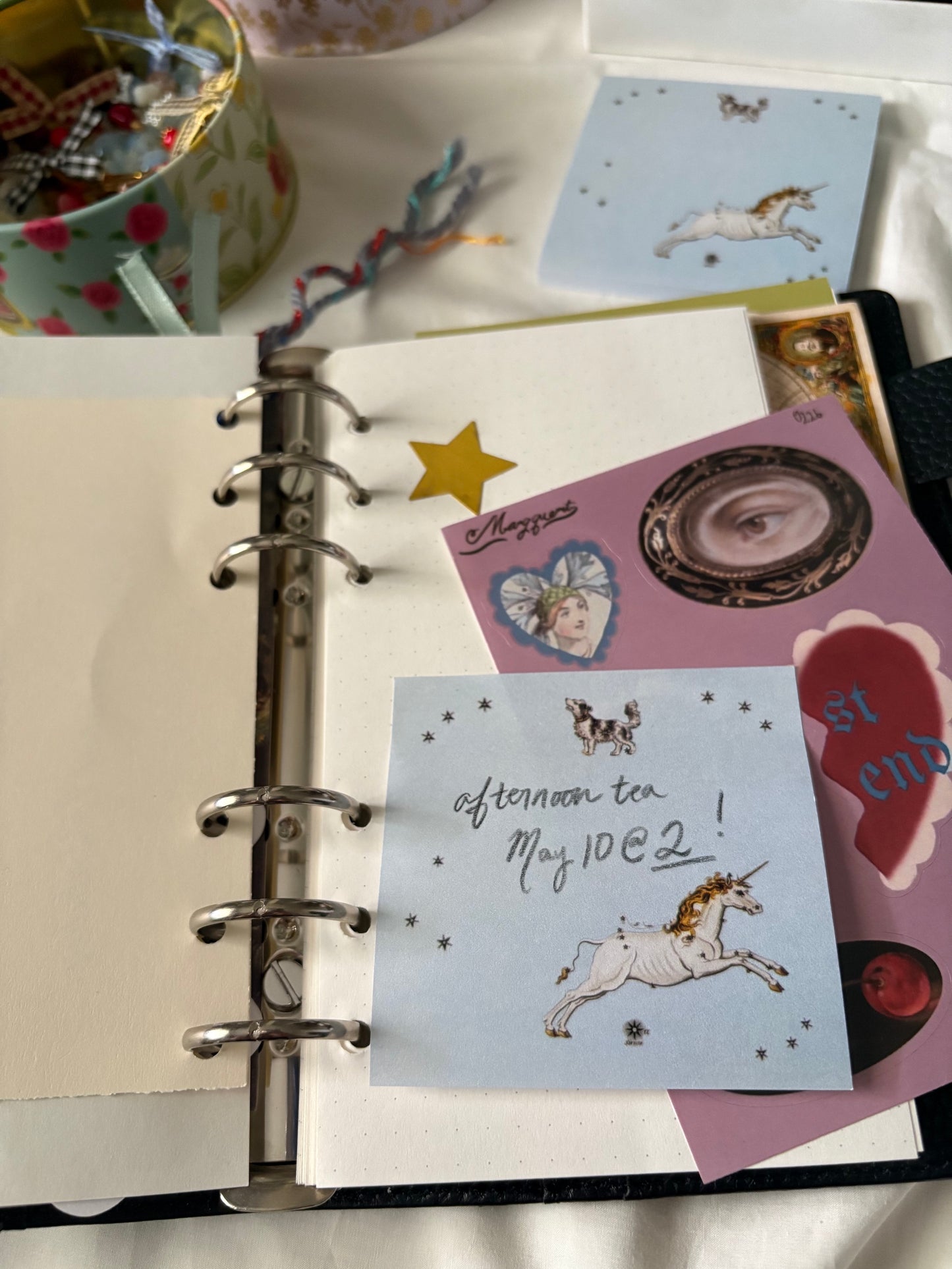 Canis Minor, The Unicorn Sticky Notes